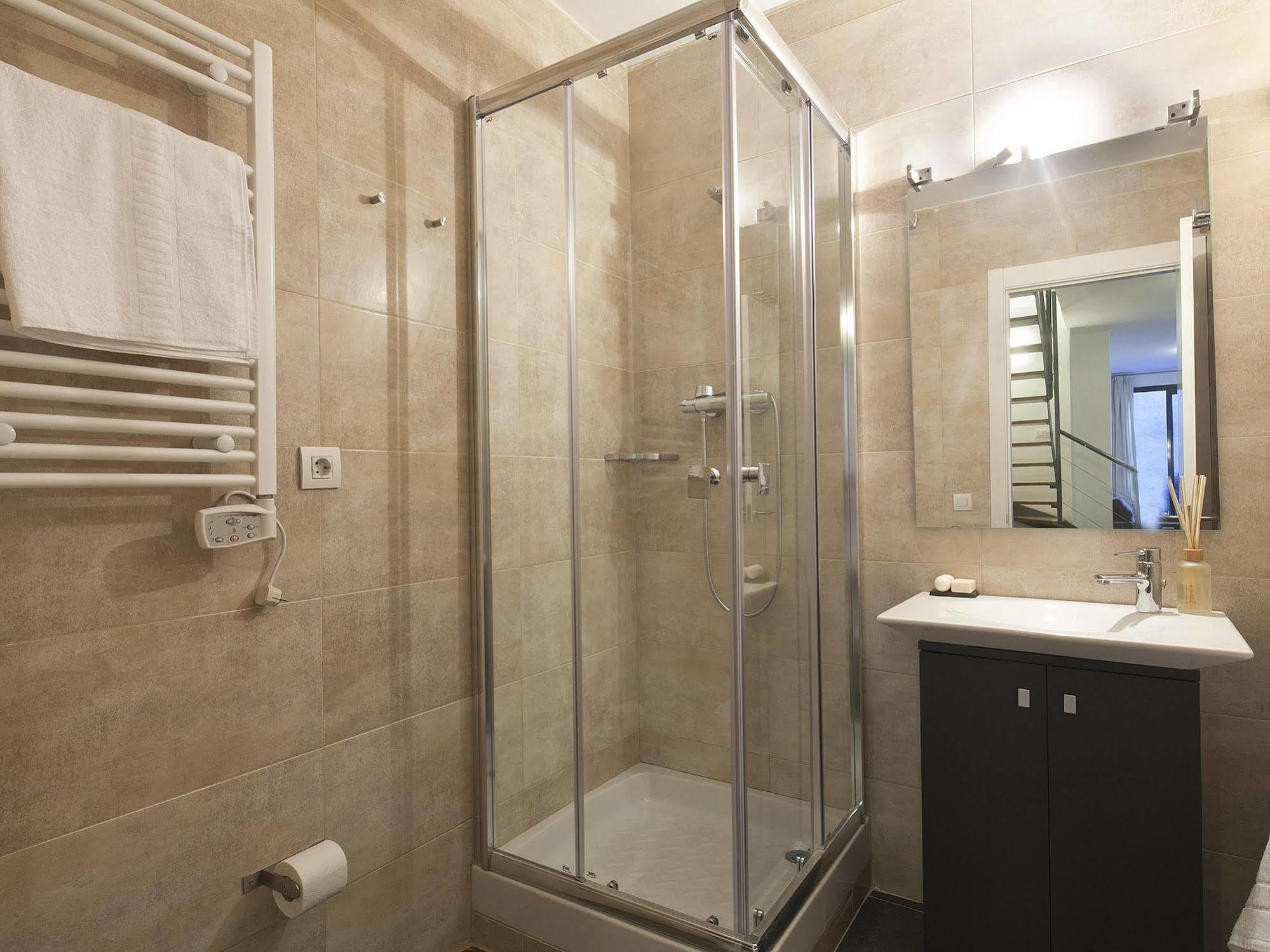 Sleep Eixample By Stay Barcelona Exterior foto