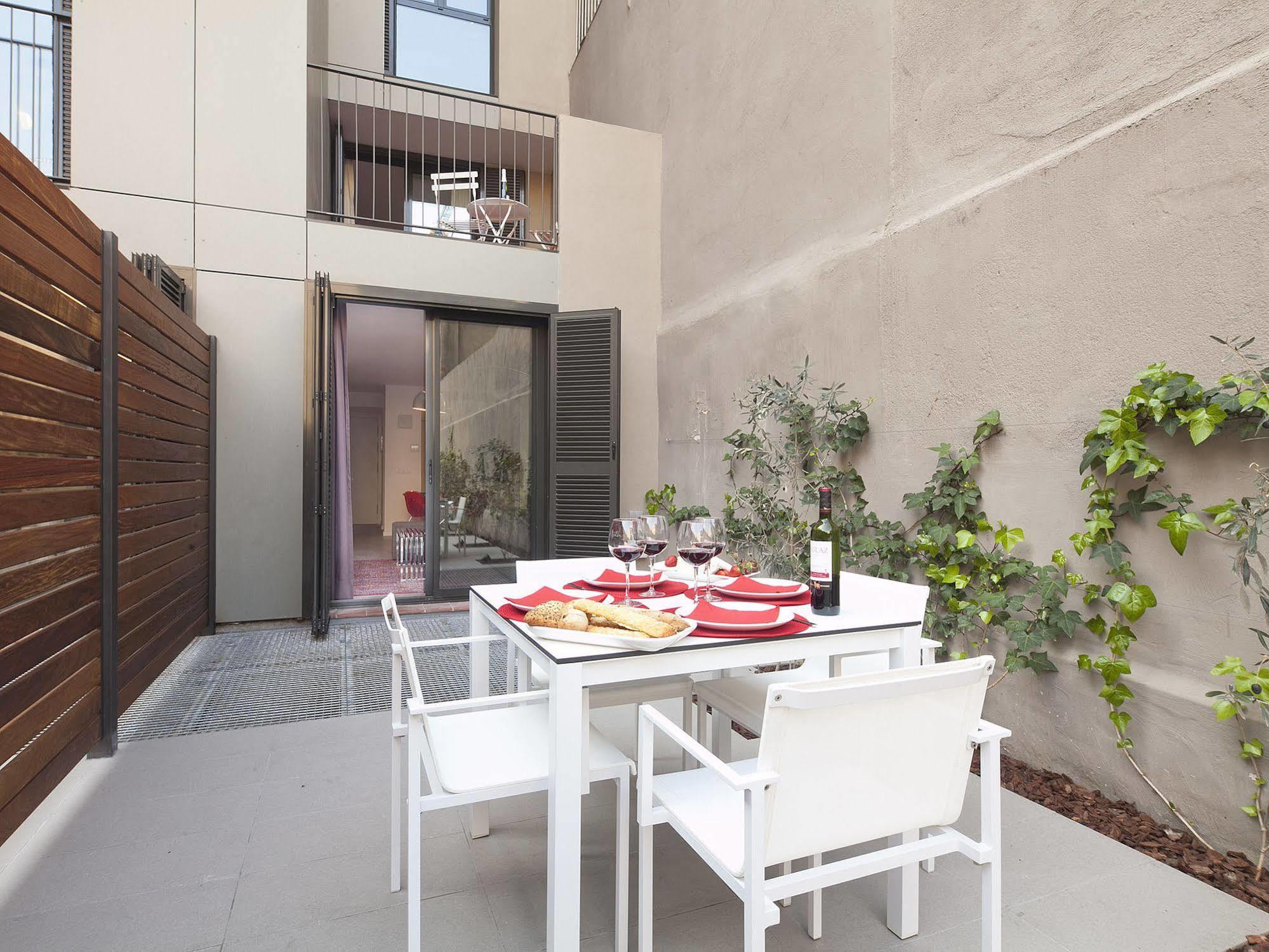 Sleep Eixample By Stay Barcelona Exterior foto
